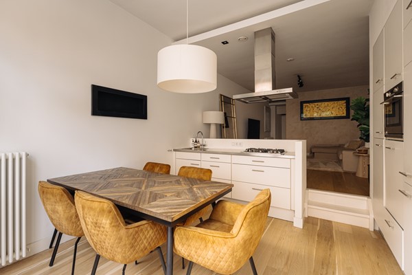 Medium property photo - Pieter Baststraat 18E, 1071 TX Amsterdam